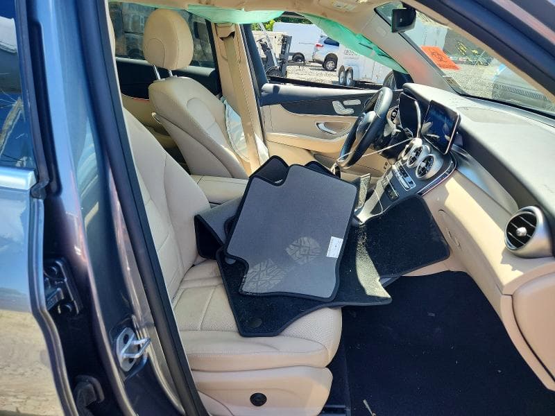 2022 MERCEDES-BENZ GLC 300 4MATIC 7