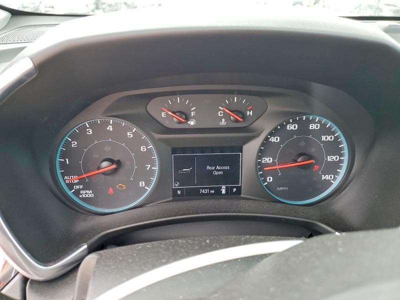 2021 CHEVROLET EQUINOX 9