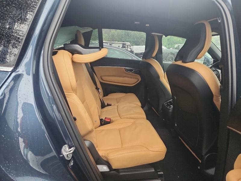 2024 VOLVO XC90 ULTIMATE 11