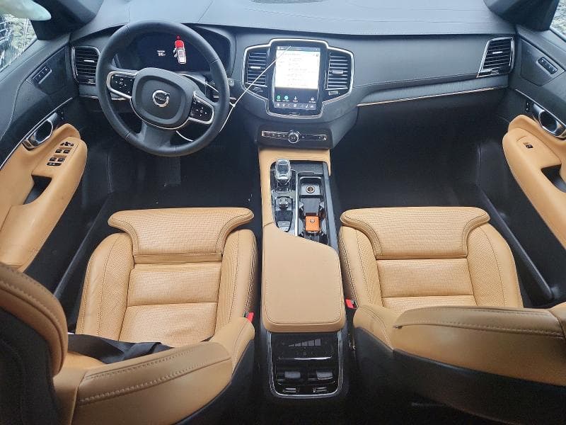 2024 VOLVO XC90 ULTIMATE 8