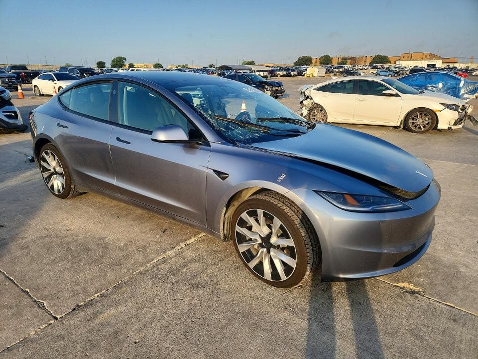 2025 TESLA MODEL 3 4