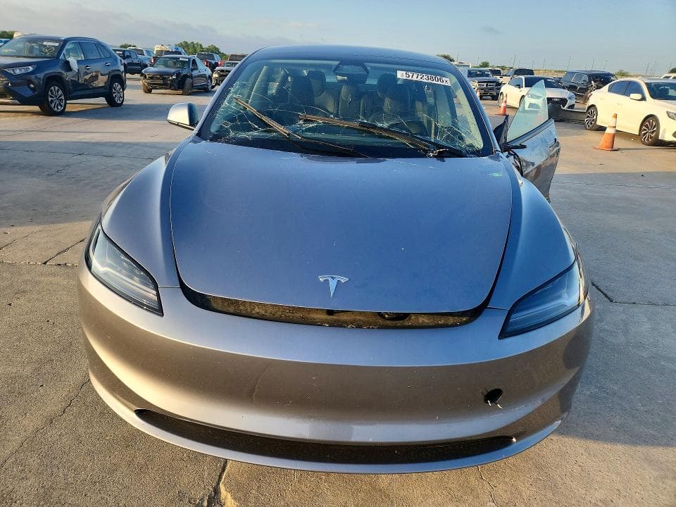 2025 TESLA MODEL 3 5