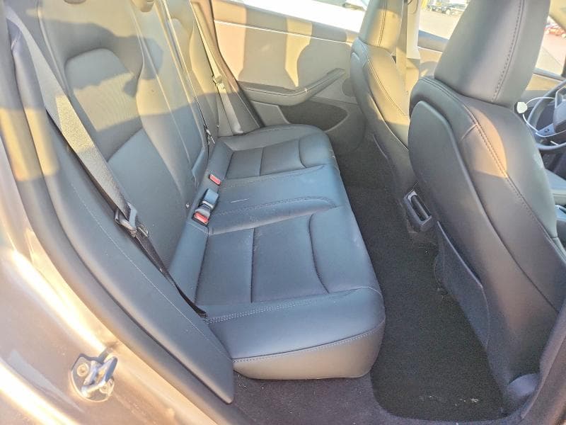 2025 TESLA MODEL 3 10