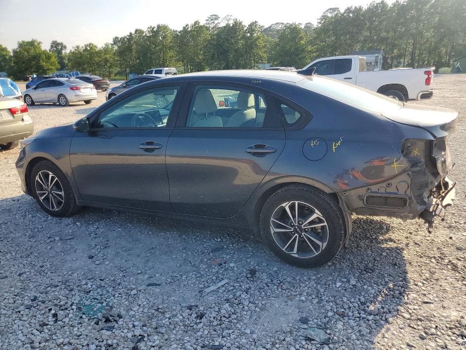 2023 KIA FORTE LXS 2
