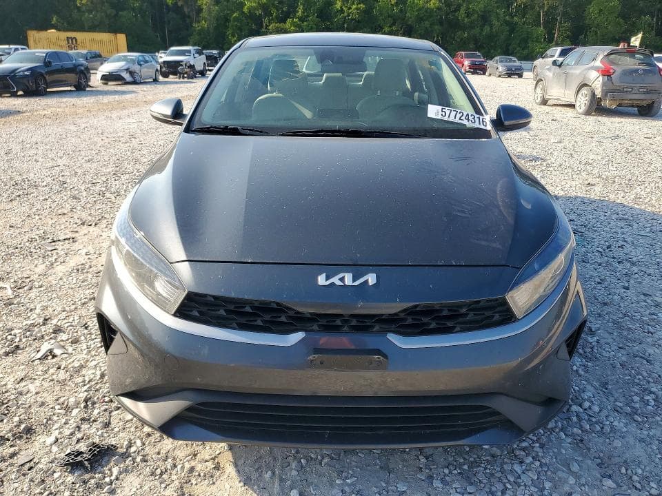 2023 KIA FORTE LXS 5