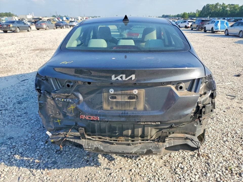 2023 KIA FORTE LXS 6