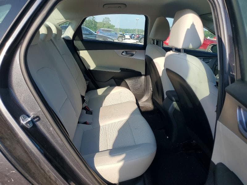 2023 KIA FORTE LXS 10