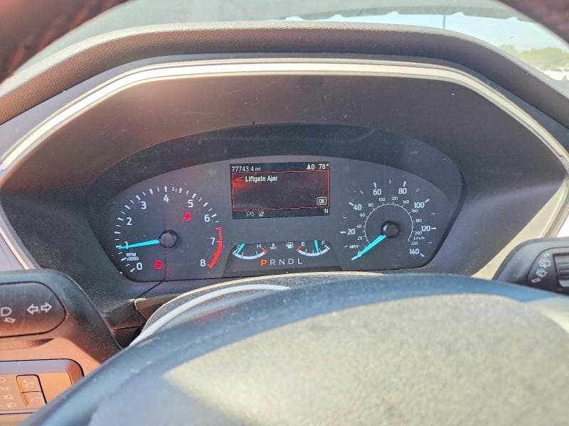2022 FORD ESCAPE SE 9