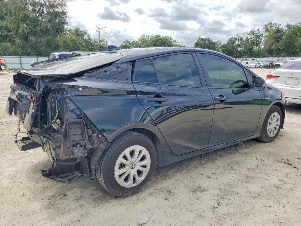 2022 TOYOTA PRIUS LE 3