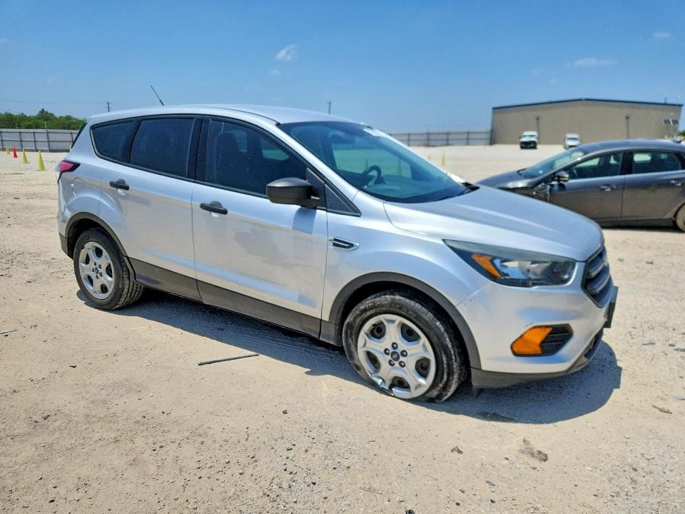 2018 FORD ESCAPE S 4