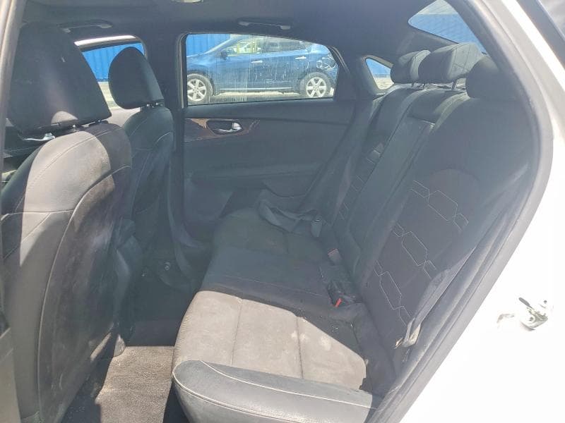 2023 KIA FORTE GT LINE 10