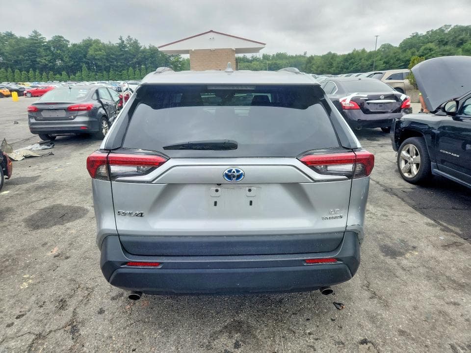 2024 TOYOTA RAV4 LE 6