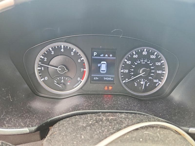 2020 HYUNDAI SANTA FE SE 9