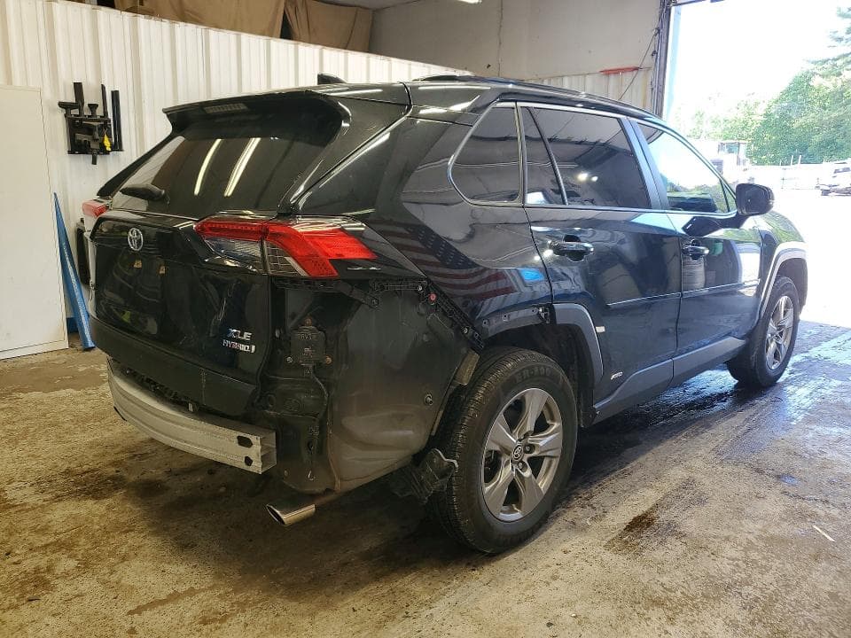 2023 TOYOTA RAV4 HYBRID XLE XLE 3