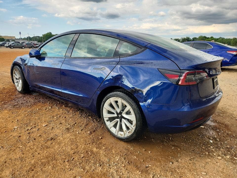 2022 TESLA MODEL 3 2