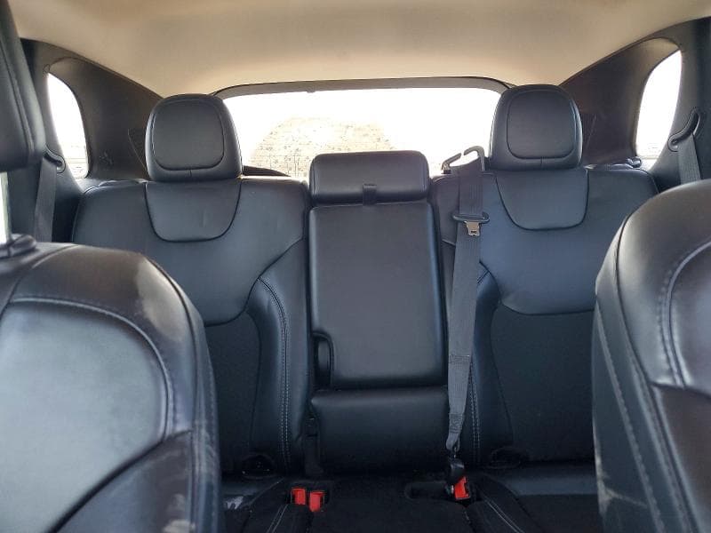 2021 JEEP CHEROKEE LATITUDE PLUS 10