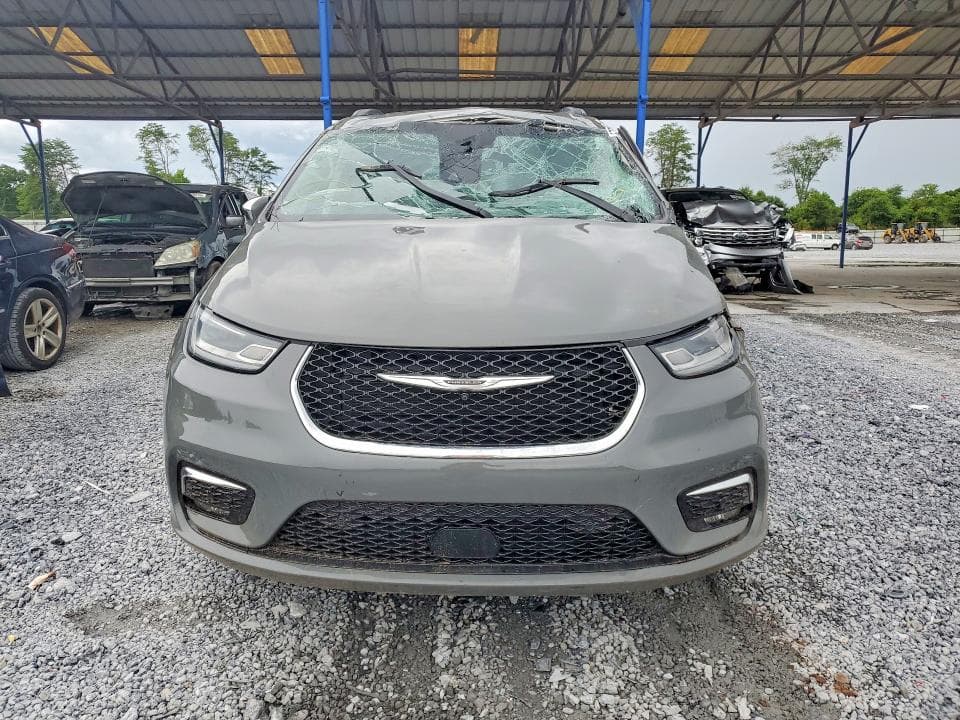 2022 CHRYSLER PACIFICA LIMITED 5