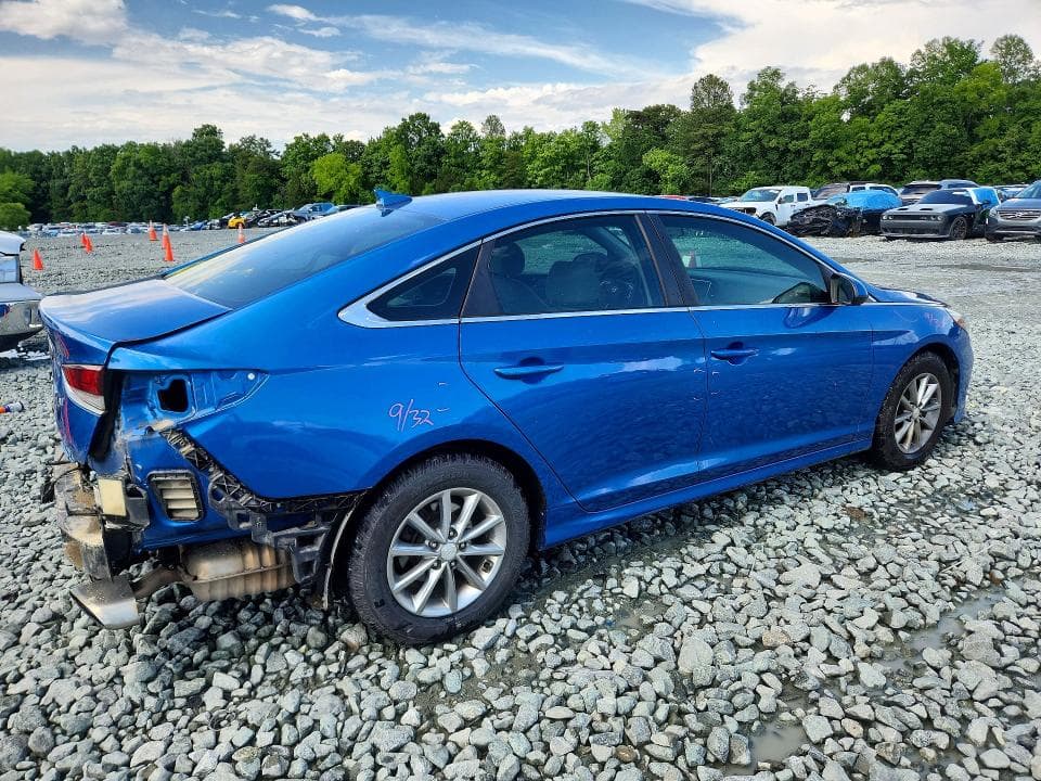 2019 HYUNDAI SONATA SE 3