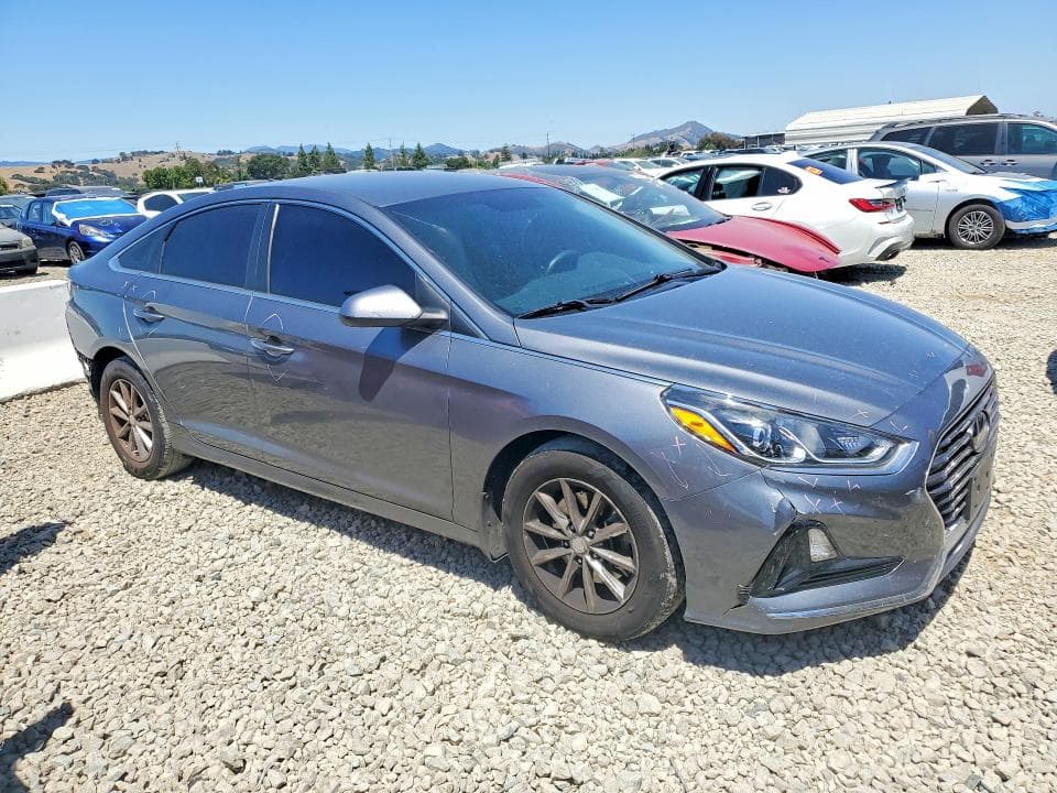 2019 HYUNDAI SONATA SE 4