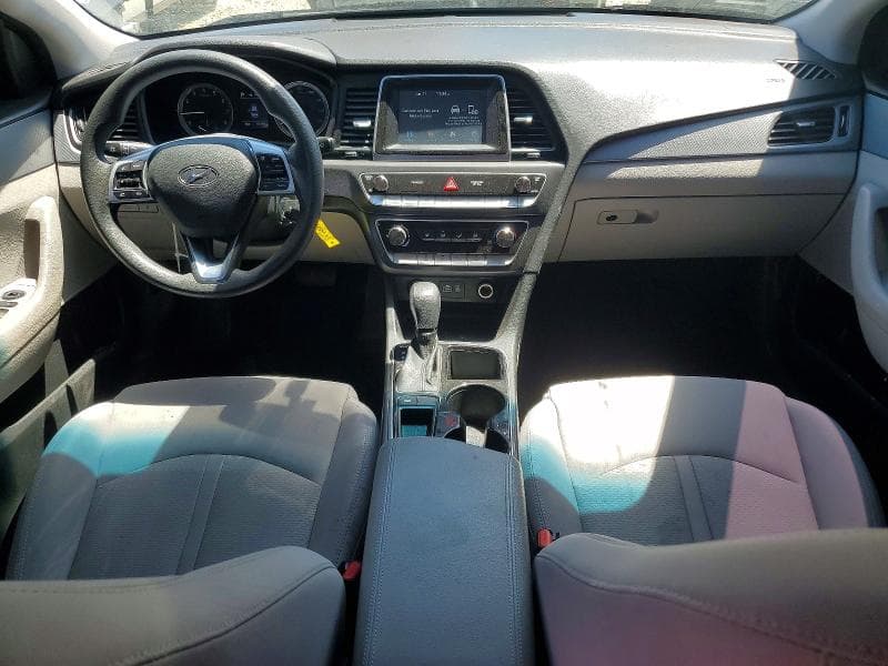 2019 HYUNDAI SONATA SE 8