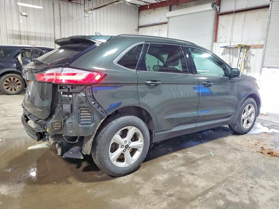 2023 FORD EDGE SE 3