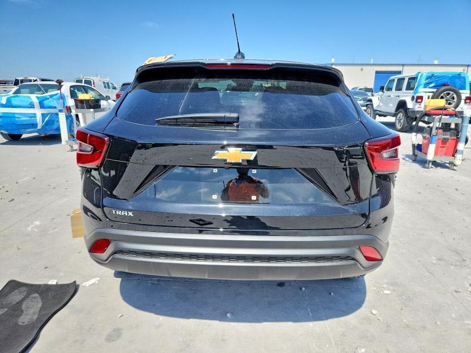 2026 CHEVROLET TRAX LS 6