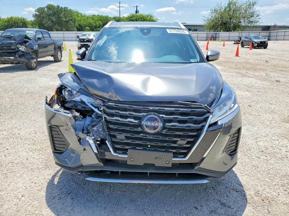 2024 NISSAN KICKS SV 5