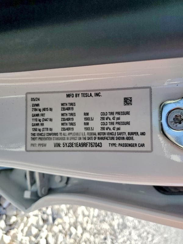 2024 TESLA MODEL 3 12