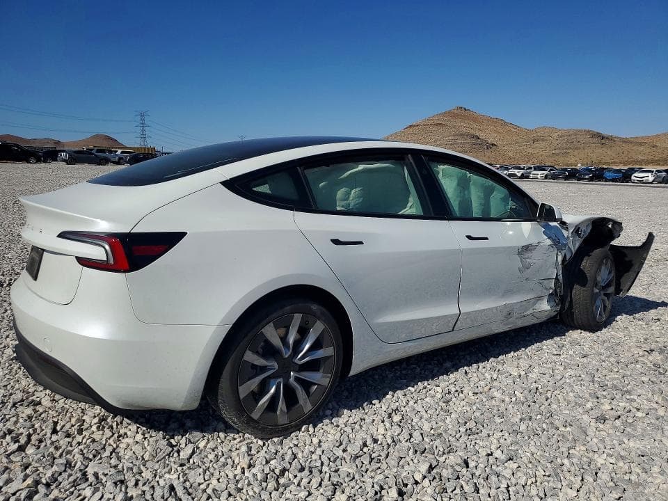 2024 TESLA MODEL 3 3