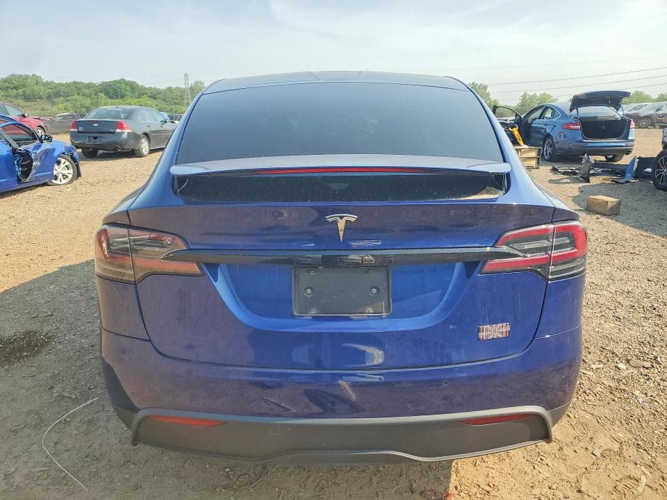 2022 TESLA MODEL X 6