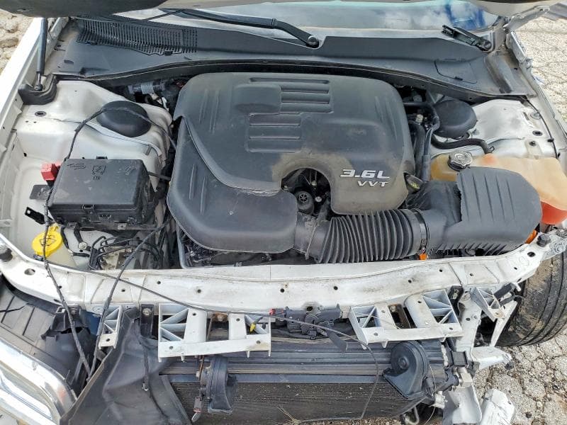 2018 CHRYSLER 300 TOURING 11