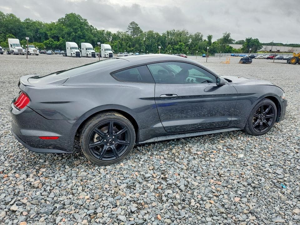 2020 FORD MUSTANG 3