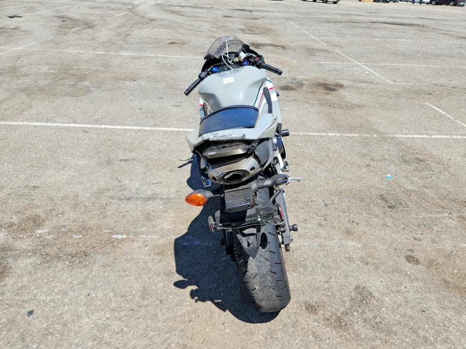 2026 HONDA CBR600 RR 4