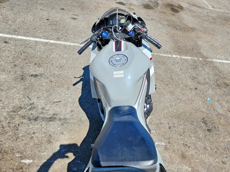 2026 HONDA CBR600 RR 6