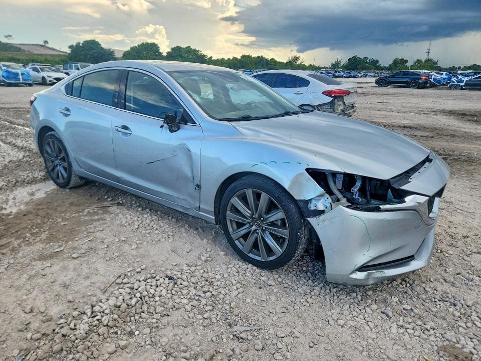 2018 MAZDA 6 TOURING 4