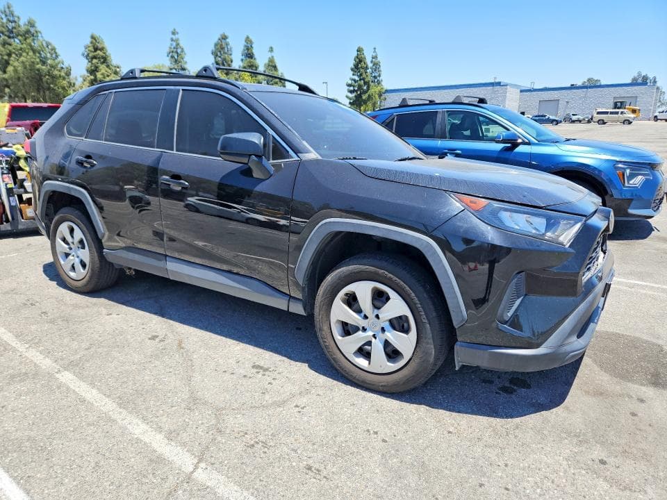 2021 TOYOTA RAV4 LE 4