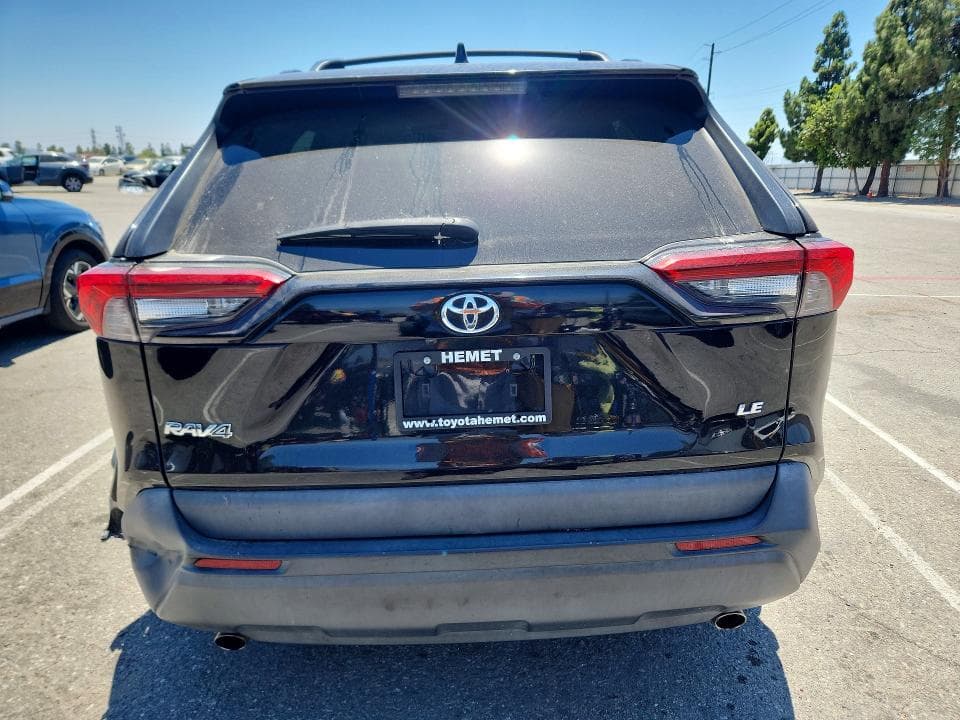 2021 TOYOTA RAV4 LE 6