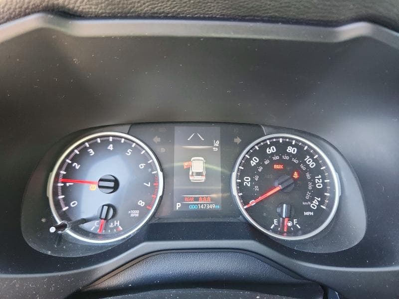 2021 TOYOTA RAV4 LE 9