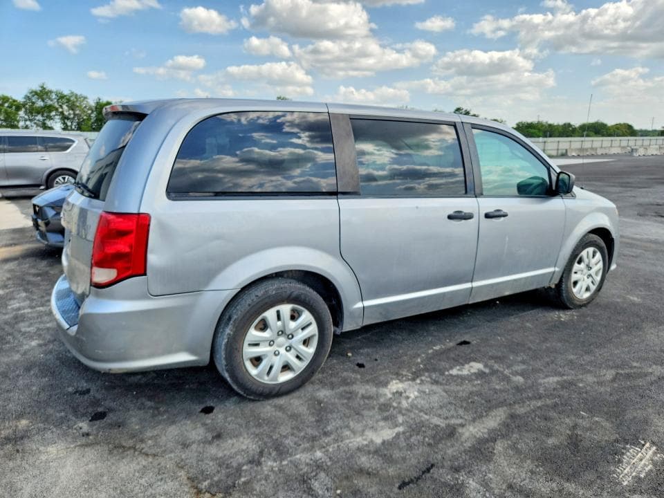 2020 DODGE GRAND CARAVAN SE 3