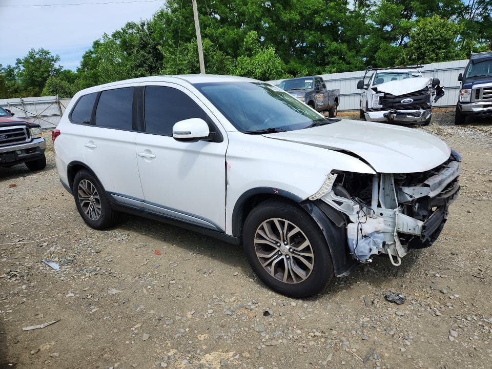 2017 MITSUBISHI OUTLANDER SE 4