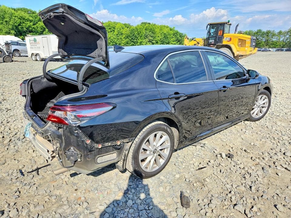 2024 TOYOTA CAMRY LE LE 4