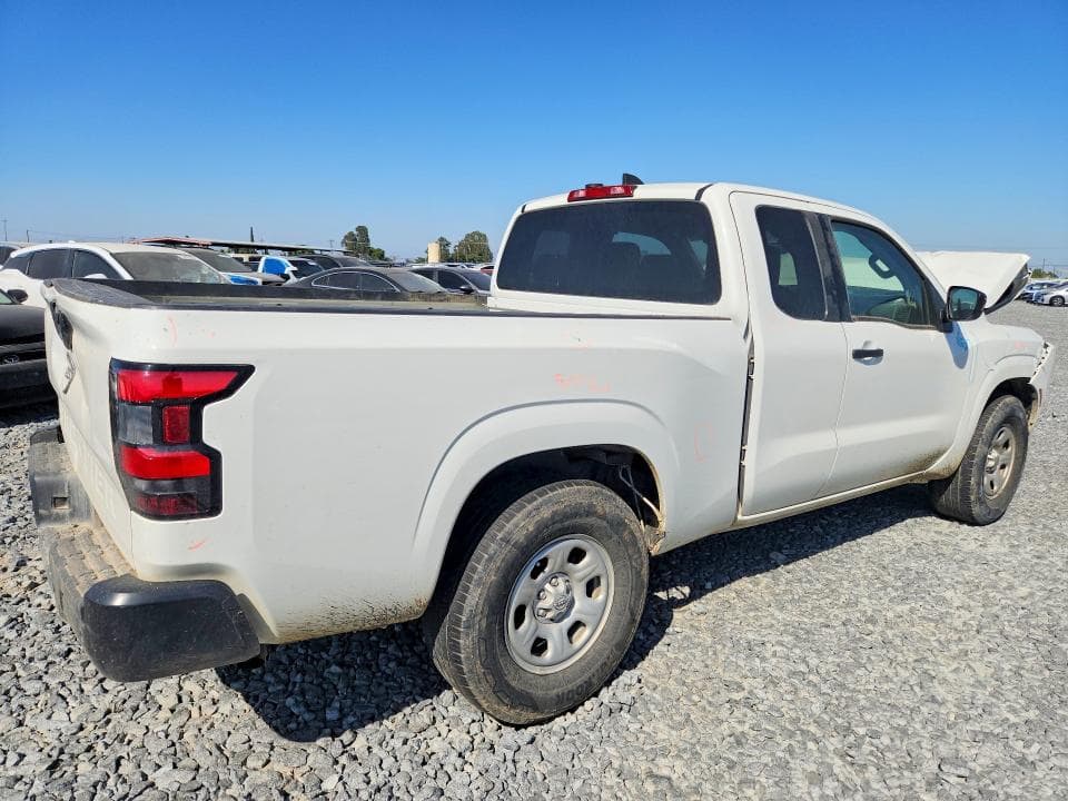 2024 NISSAN FRONTIER S 3