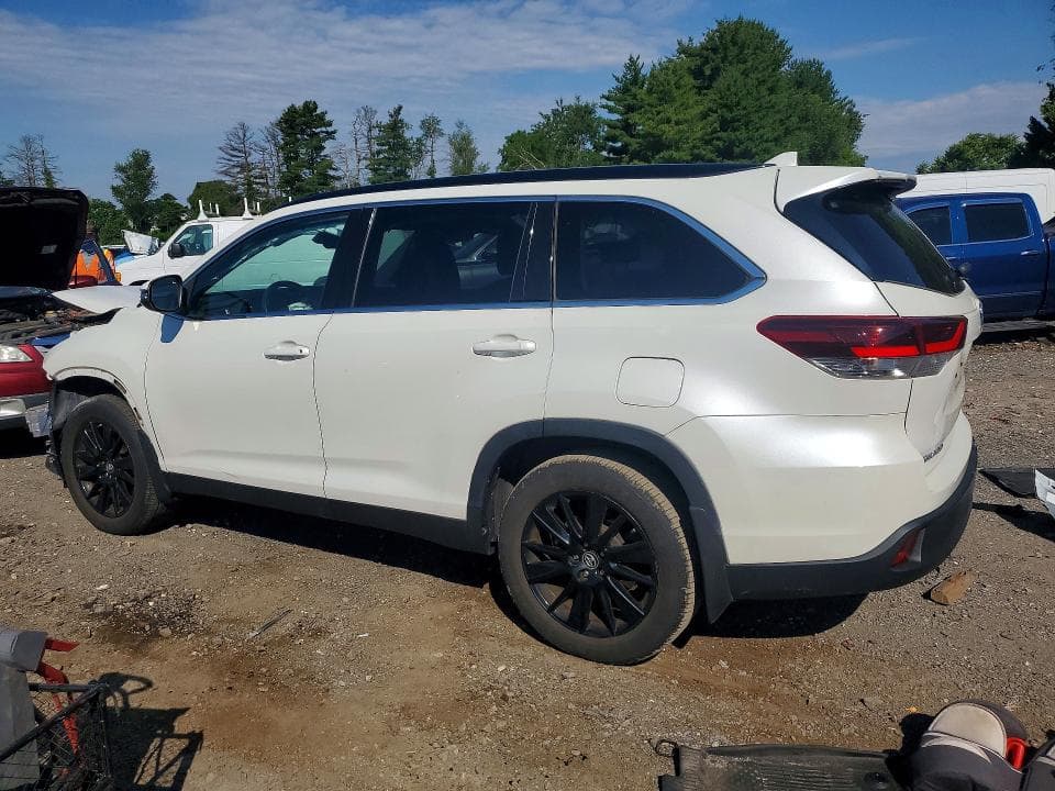 2019 TOYOTA HIGHLANDER SE 2