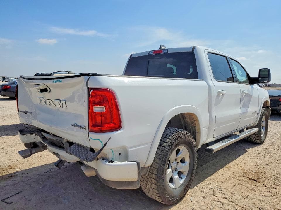 2025 RAM 1500 BIG HORN BIG HORN 3