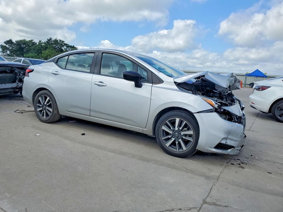 2021 NISSAN VERSA SV 4