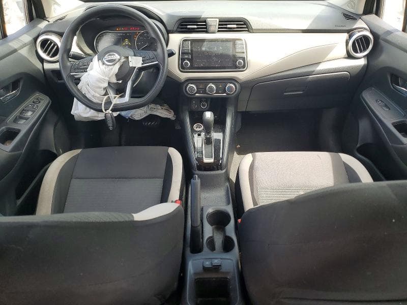 2021 NISSAN VERSA SV 8