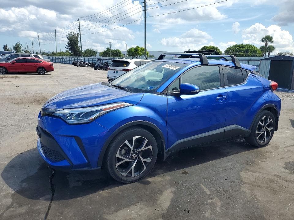 2022 TOYOTA C-HR XLE XLE - 1