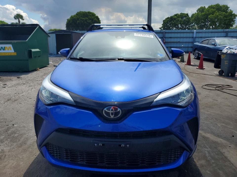 2022 TOYOTA C-HR XLE XLE 5