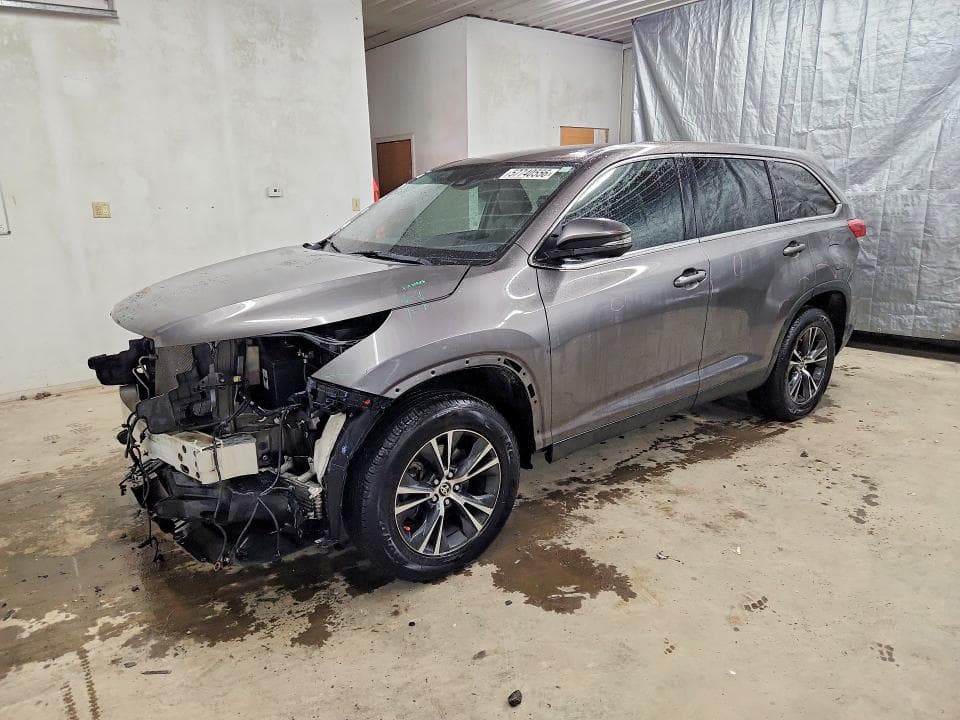 2019 TOYOTA HIGHLANDER LE PLUS 1