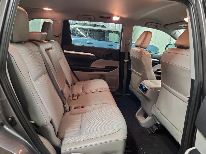 2019 TOYOTA HIGHLANDER LE PLUS 11